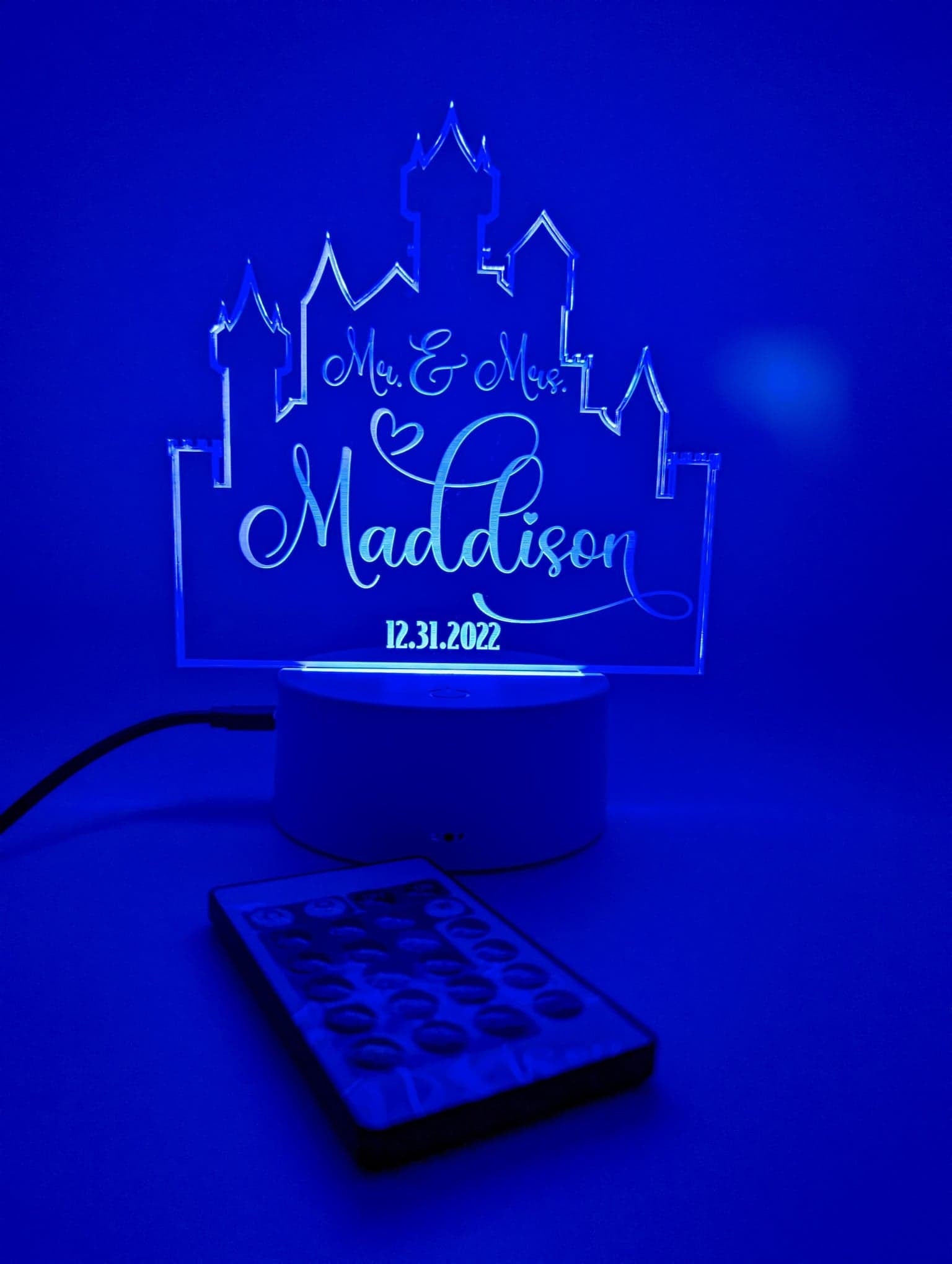 Custom LED Castle Cake Topper: Personalized Acrylic Wedding Decor